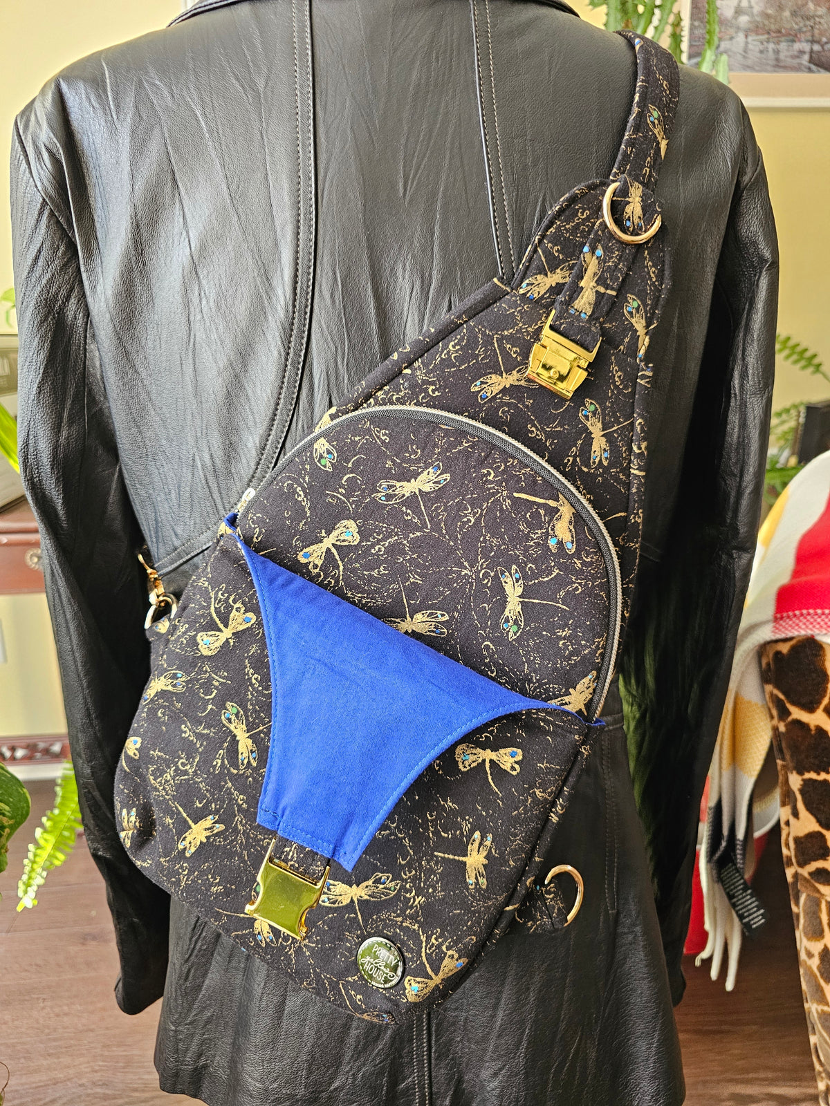Essential Crossbody Bag- Dragon Fly
